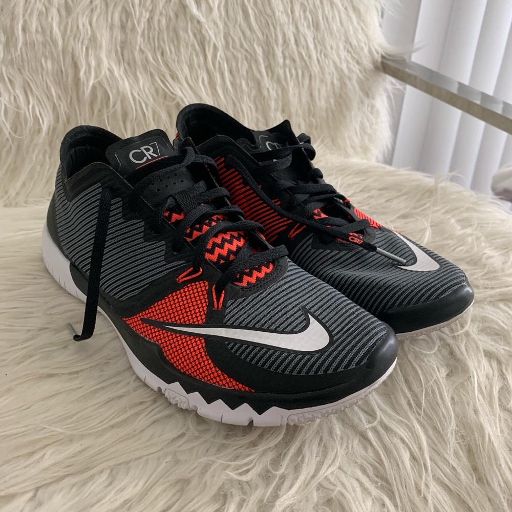 Cr7 Nike sneakers